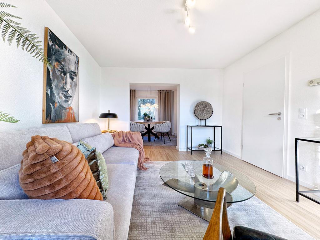 Raum nach einem Home Staging durch Inga Schwiedel - stilvoll und einladend eingerichtet