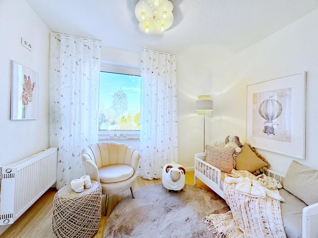 Raum nach einem Home Staging durch Inga Schwiedel - stilvoll und einladend eingerichtet