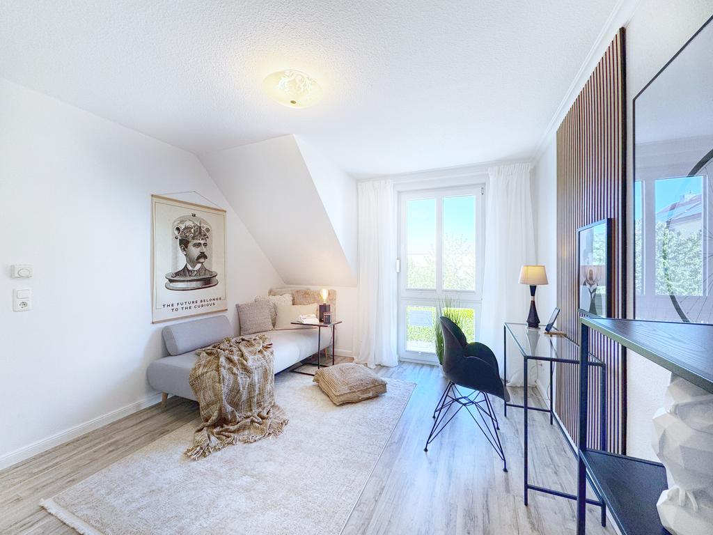 Jugendzimmer eines Privatverkäufers nach einem Home Staging, stilvoll und einladend eingerichtet durch Inga Schwiedel